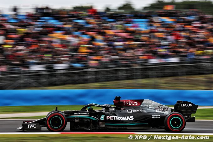 Hamilton quickest in Turkish GP (…)