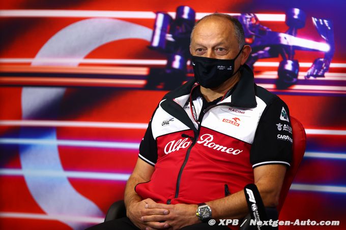 Vasseur envisage une saison 2022 (…)