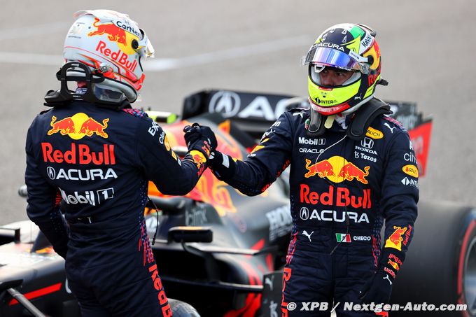 Perez gives Verstappen title advantage -
