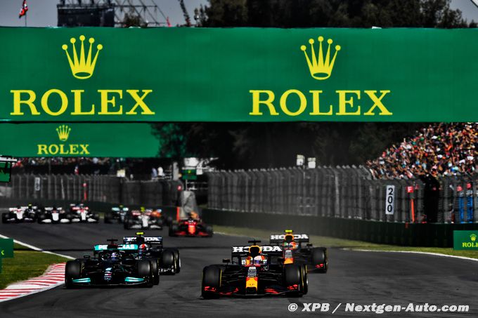 Verstappen s'impose au Mexique (…)