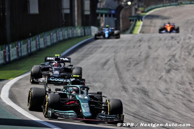 Vettel à un cheveu des points, (…)