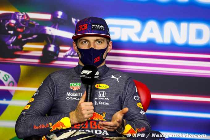 Verstappen est content que le championna