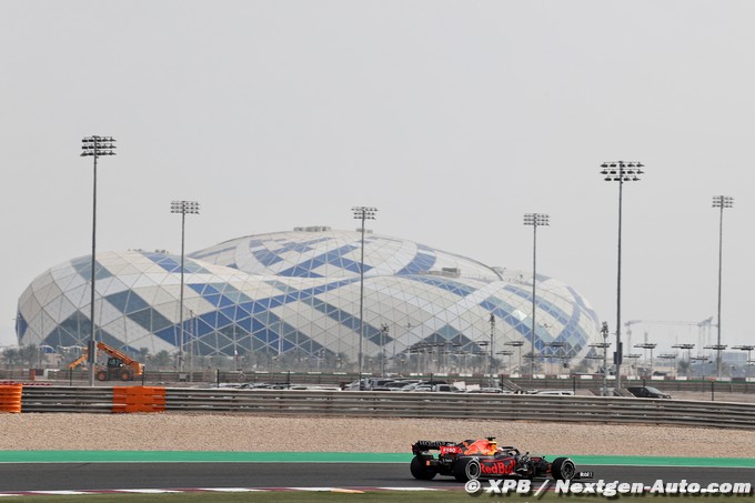 Qatar, FP1: Verstappen tops timesheet in