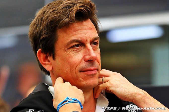 Wolff admet que les commissaires de (…)