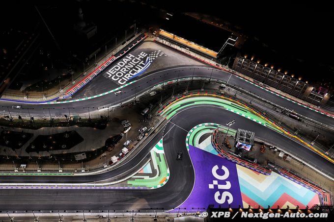 FP1 & FP2 - Saudi Arabia GP 2021 (…)