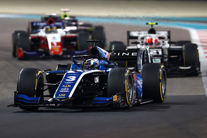 Abu Dhabi, F2, Sprint race 2: Zhou (...)