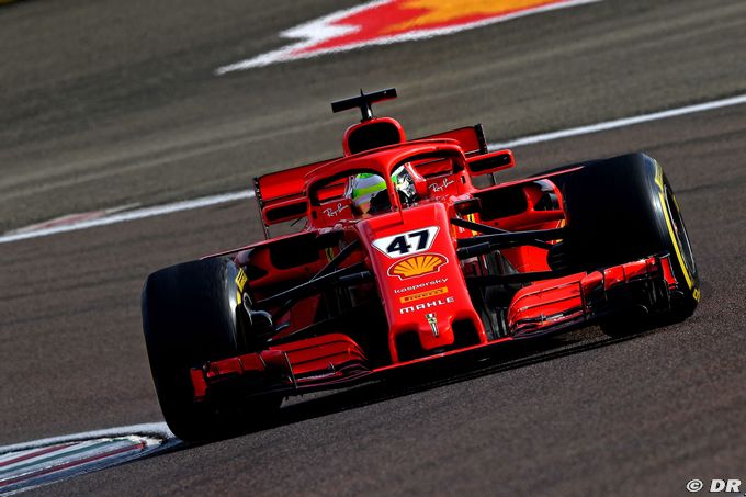 Ferrari fera rouler trois pilotes (...)