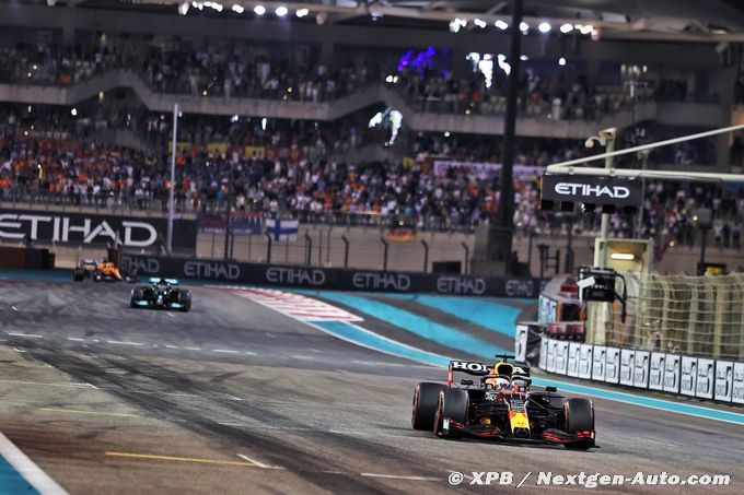 F1 title rivals 'need a year (…)
