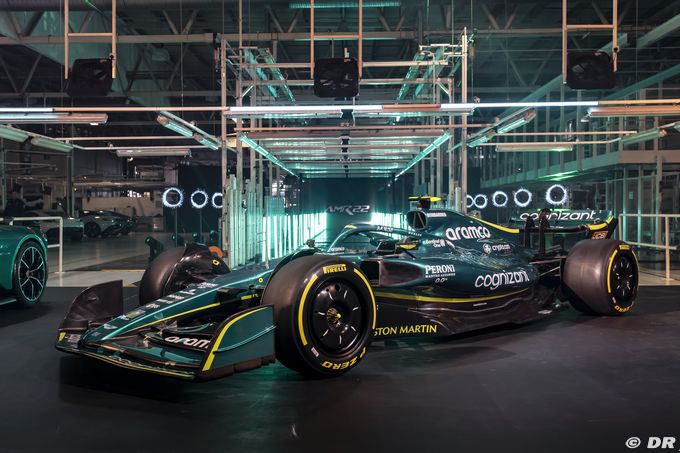 Aston Martin F1 launches AMR22 at Gaydon