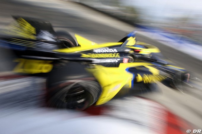 Pilote, moteur, sponsors : Andretti (…)
