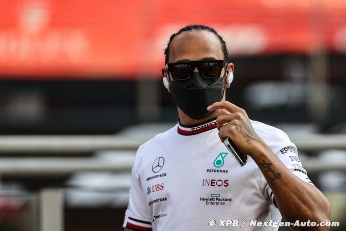 Hamilton espère que la FIA rendra (…)