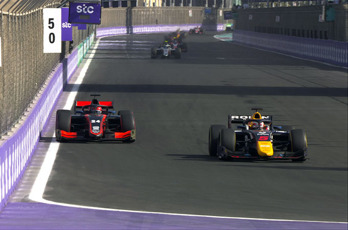 F2, Jeddah, Sprint race: Lawson (…)