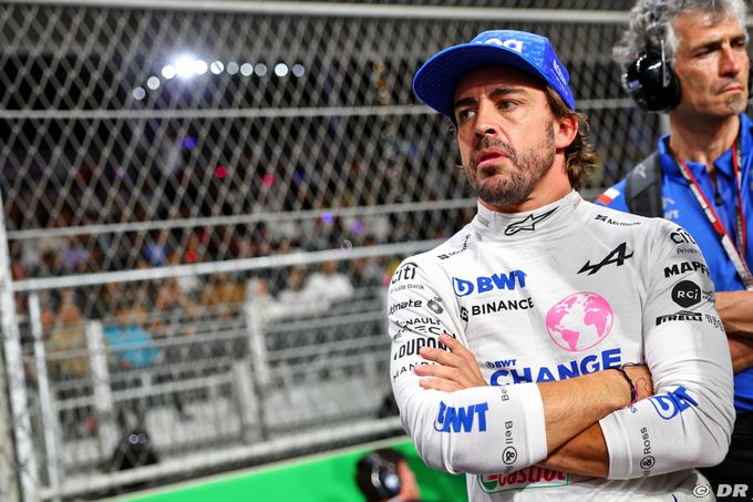 Alonso se voit encore en F1 pendant (…)