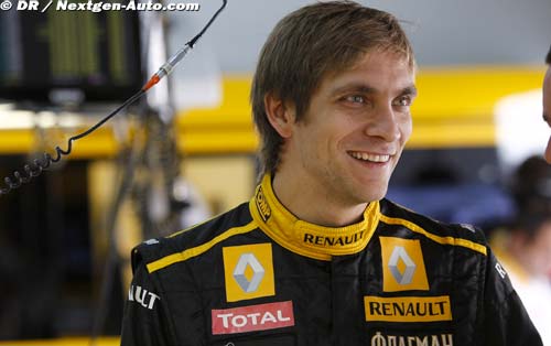 Petrov to debut 2011 Renault at Valencia