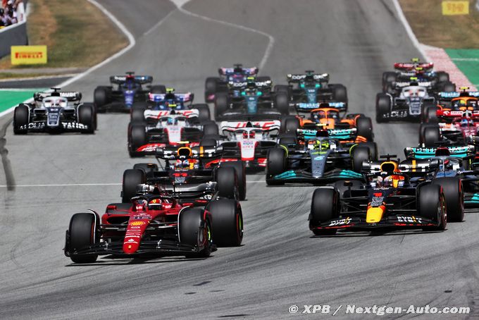 Verstappen wins in Spain to take (…)