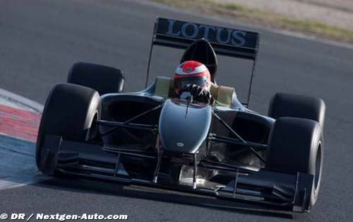 Track debut for the Lotus Type 125