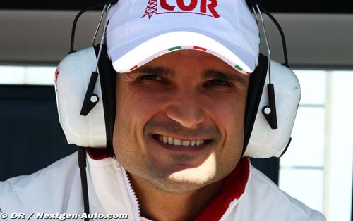 Manager working on HRT seat for Liuzzi