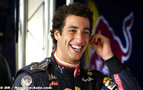 Ricciardo au volant de la STR6 à Jerez
