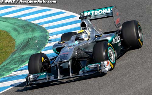 Rosberg not yet ringing Mercedes (…)