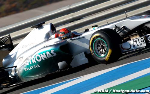 Schumacher se plaint des drapeaux rouges