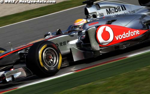 Hamilton must consider McLaren move (…)