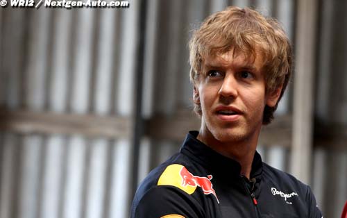 Vettel buys custom motorbike to (...)