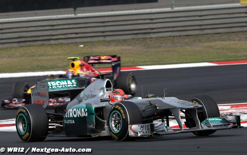 Schumacher et Rosberg attendent de (...)
