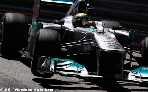 Rosberg fastest in opening practice
