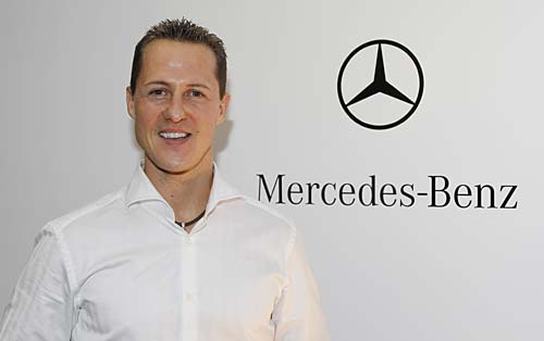 Schumacher en visite chez Mercedes