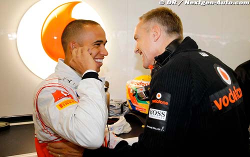 Father tells Hamilton to keep McLaren