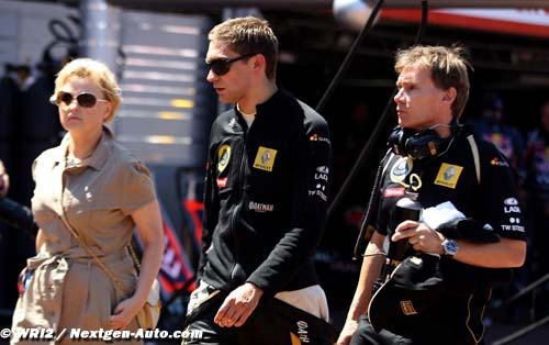 Petrov manager looks beyond 2012 (...)