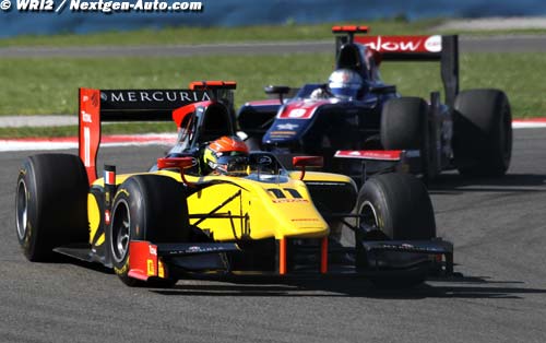 Romain Grosjean sets the pace