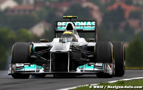 Rosberg vows to wait for winning (…)