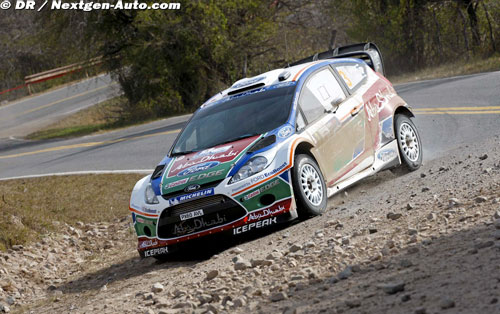 Ford Fiesta RS WRC ready for asphalt (…)