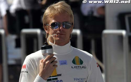 Kovalainen proposes blue flag ban