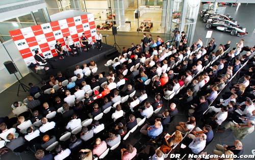 Pirelli hosts FOTA Fans Forum at the (…)