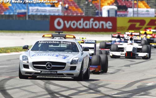 Mercedes says safety car 'almost