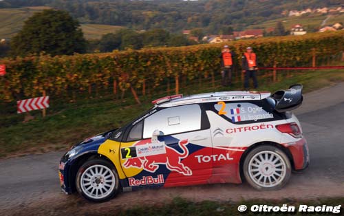 SS9: Ogier hits back in France