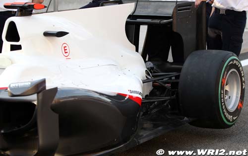 Sauber set to run McLaren-type air (…)