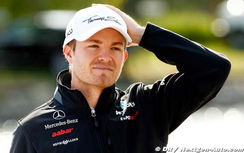 Rosberg dément la piste Ferrari, (…)