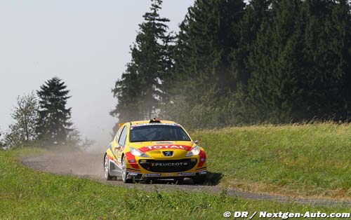 Neuville takes the president for a spin