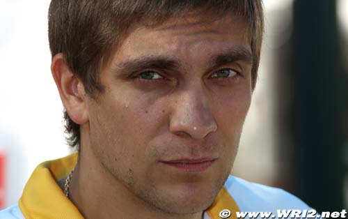 Petrov targets to finish the race (...)