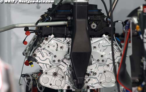 Ferrari to fire first V6 engine (...)