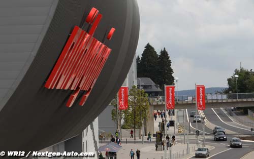 Le Nurburgring discute pour 2013