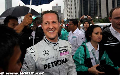 Rivals still rate struggling Schumacher