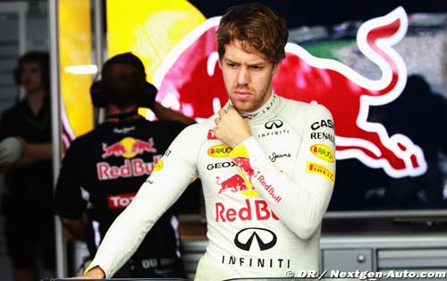 Vettel risks penalty for 'middle