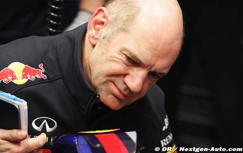 Newey receives OBE for services to (…)
