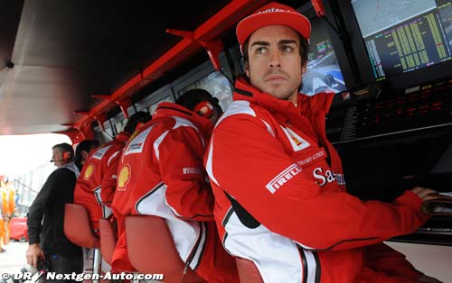 Alonso : "Ferrari doit gagner (…)
