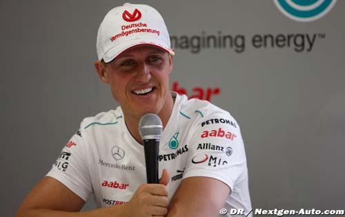 Schumacher précise ses commentaires (…)