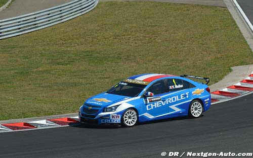 Yvan Muller doubled his WTCC victories